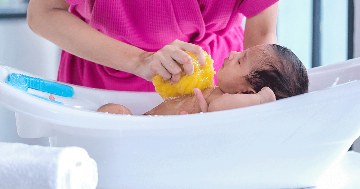 Tudo o que deve saber sobre o banho do bebé | CUF