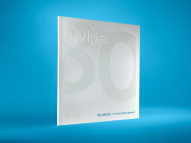 Revista +Vida 80 Anos Edicao Comemorativa