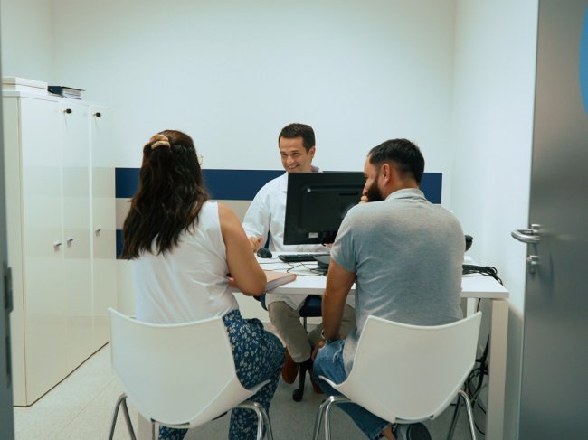 Paciente em consulta com o médico