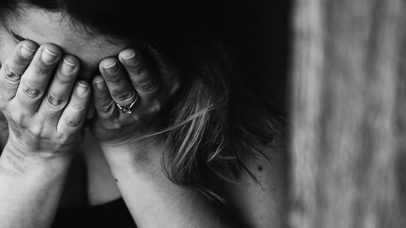 Mulher com Síndrome de Burnout