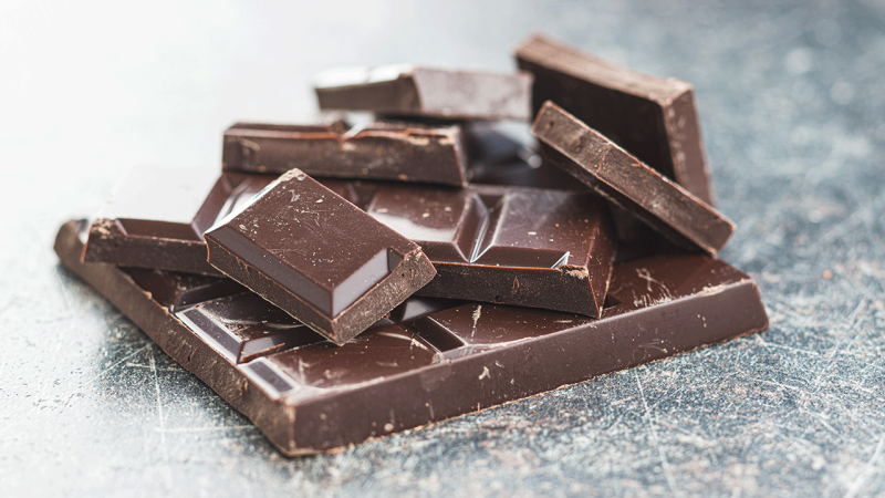 Pedaços de chocolate preto