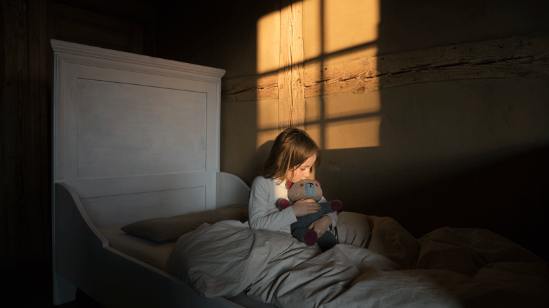 Menina demonstra momento em que as crianças têm medo