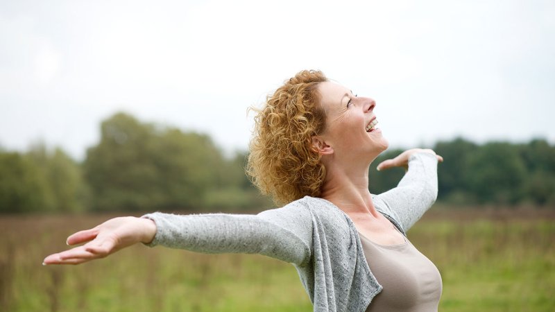 Mulher aprende a viver com a menopausa