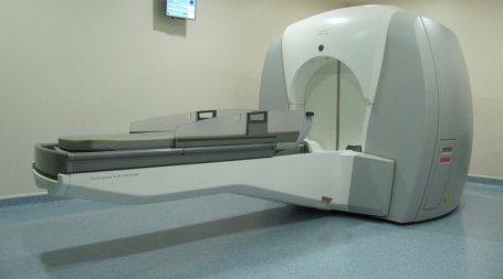 equipamento de radioterapia gammaknife 
