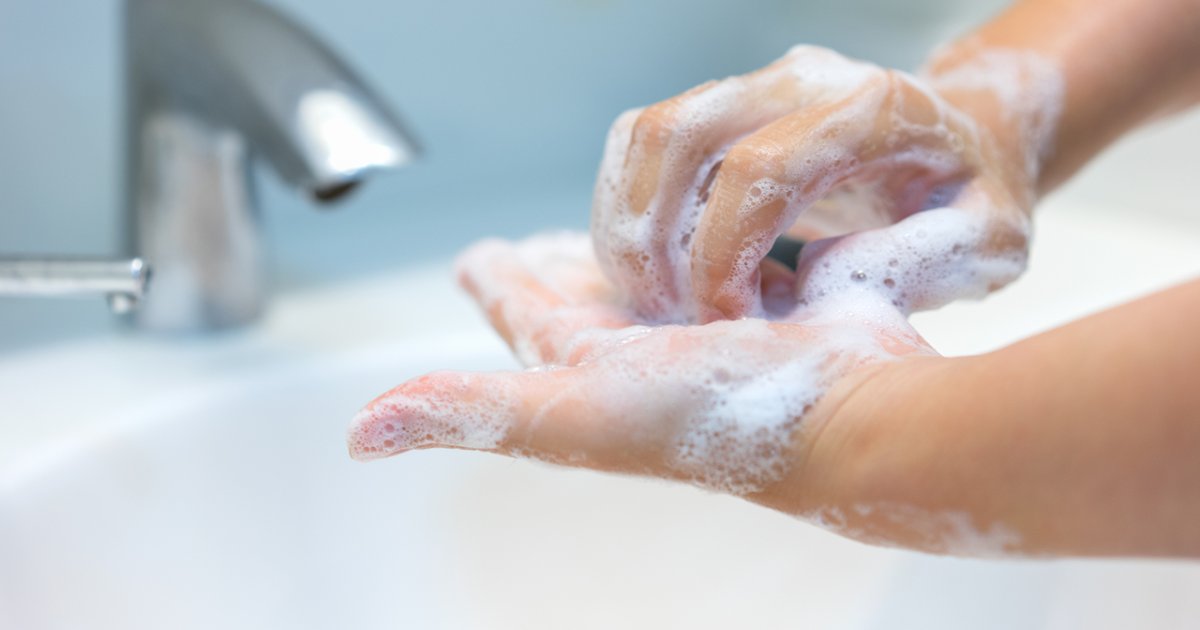 Covid 19 Tem As Maos Secas De Tanto Lavar Cuf