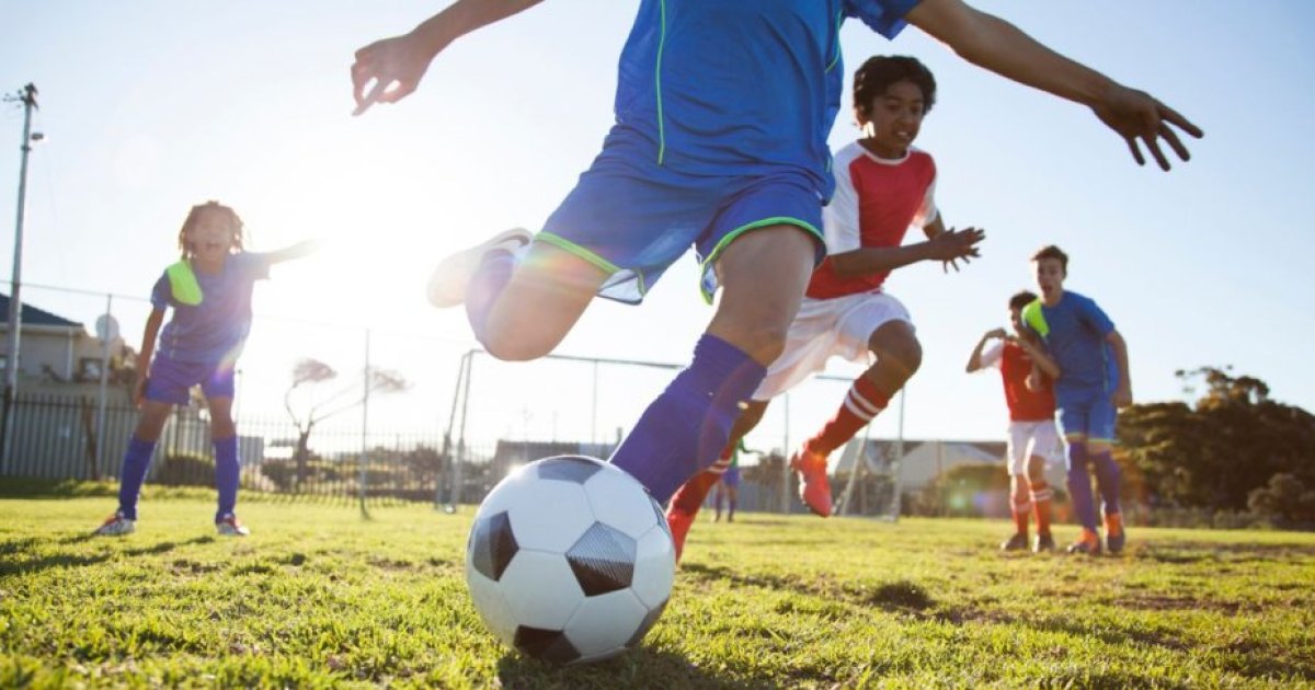 Criancas Jogando Futebol Kids Are Playing Soccer Imagens, Banco De