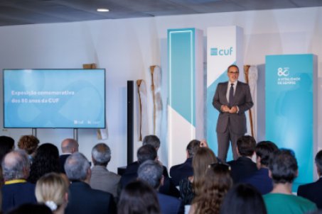 CEO a discursar para plateia na exposição dos 80 anos da CUF no porto